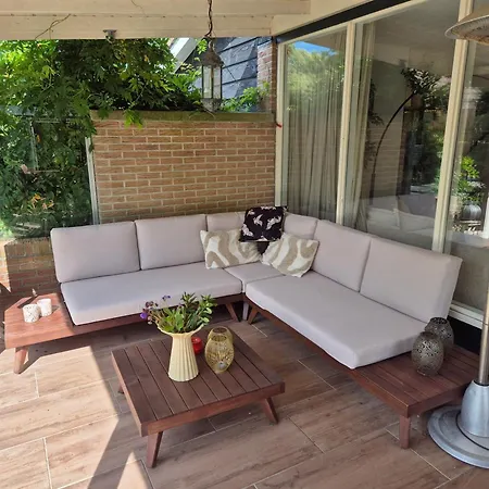 15 Op Recreatiepark De Wielen *