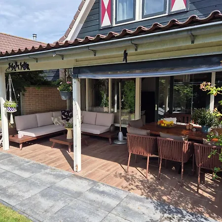 15 Op Recreatiepark De Wielen 신트 마르턴