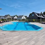 15 Op Recreatiepark De Wielen Prázdninový dům Sint Maarten