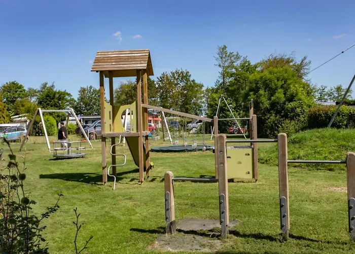 Ferienhaus 15 Op Recreatiepark De Wielen Sint Maarten