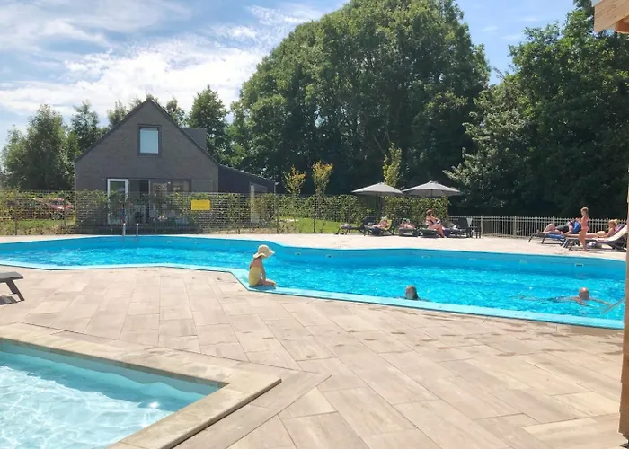 15 Op Recreatiepark De Wielen Sint Maarten