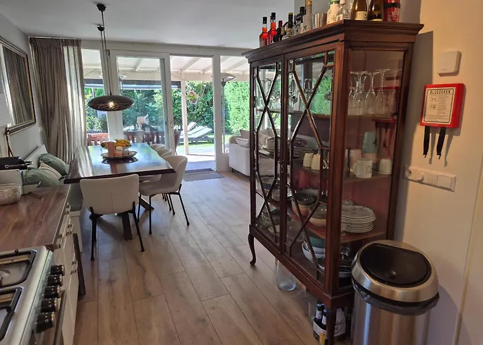 15 Op Recreatiepark De Wielen * Sint Maarten