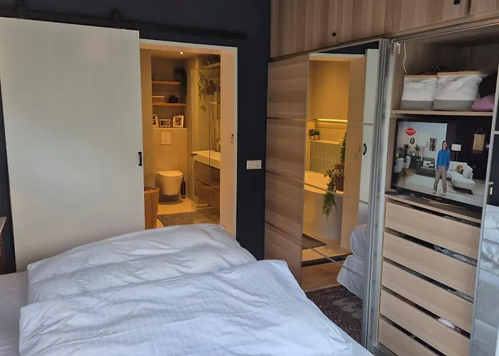 15 Op Recreatiepark De Wielen *