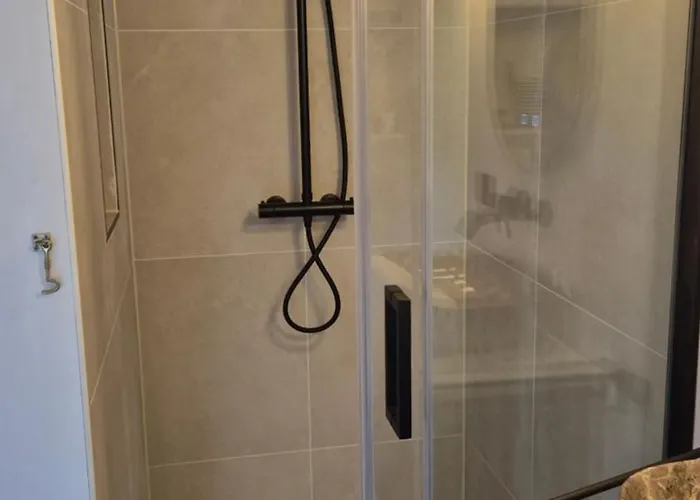 15 Op Recreatiepark De Wielen *