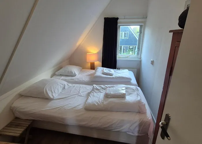 15 Op Recreatiepark De Wielen Ferienhaus Sint Maarten